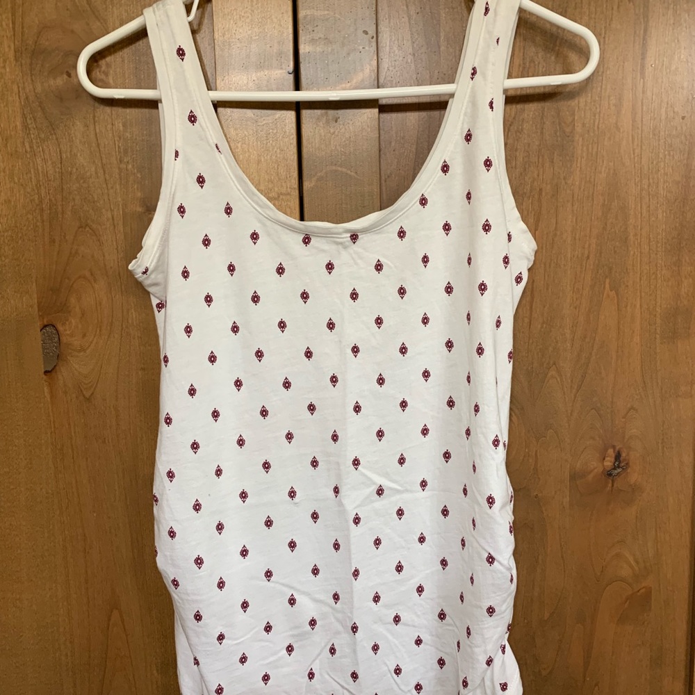 EUC Old Navy Maternity tank